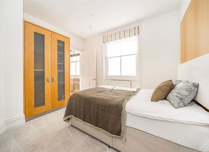 Properties to let in Queen's Gate - SW7 5HE view9