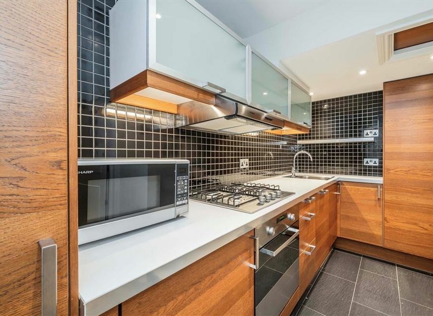 Properties let in Queens Gardens - W2 3AF view3