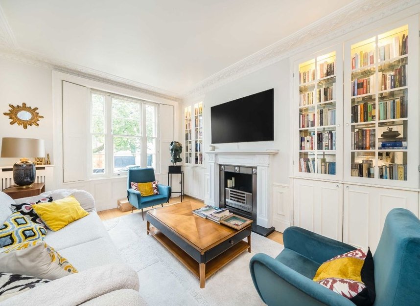 Properties let in Queens Grove - NW8 6EL view2