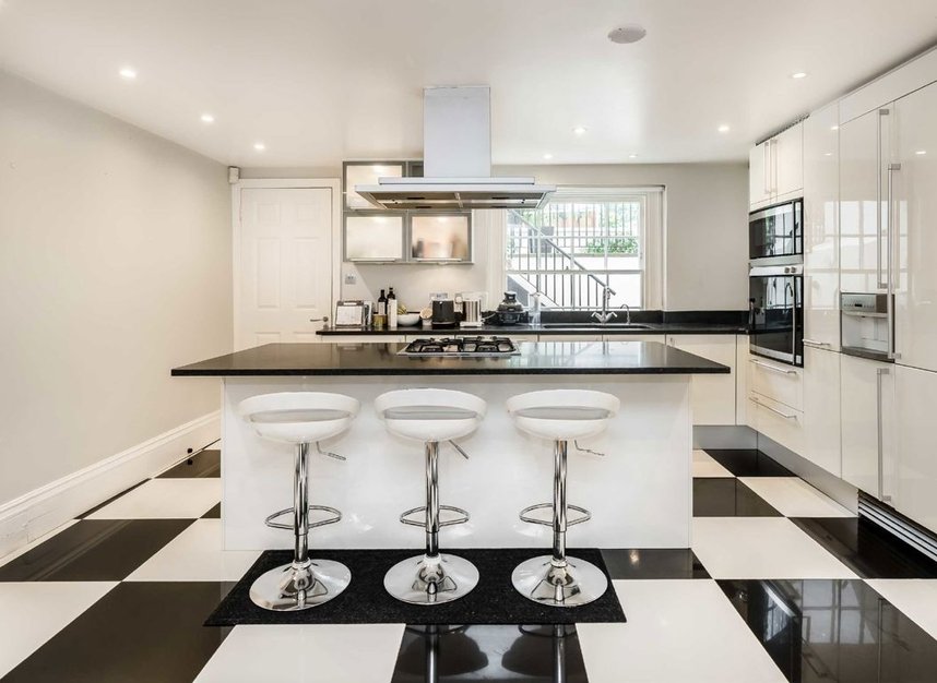Properties let in Queens Grove - NW8 6EL view6