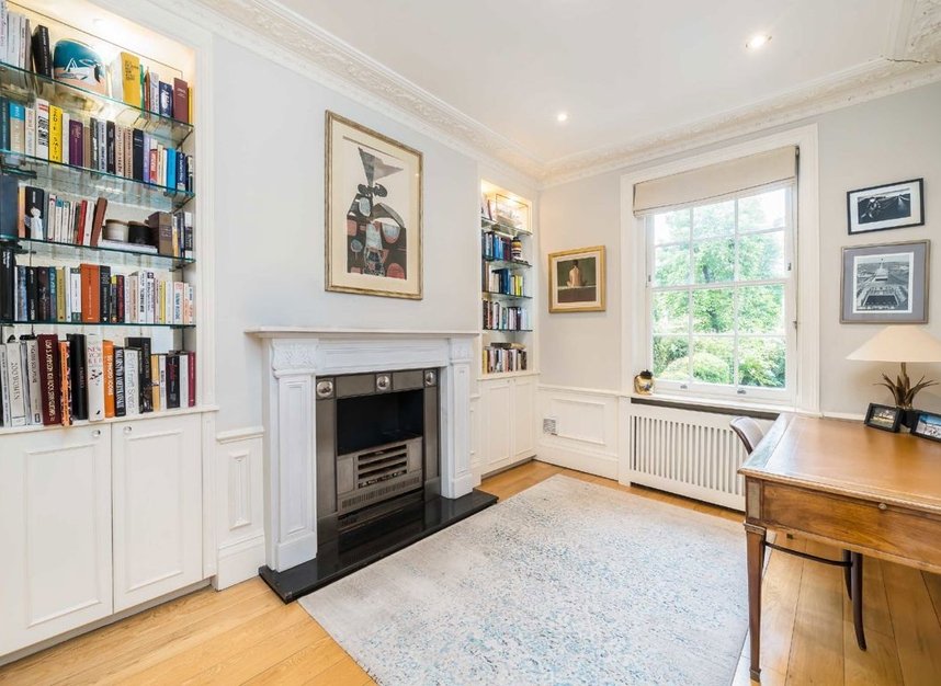 Properties let in Queens Grove - NW8 6EL view3
