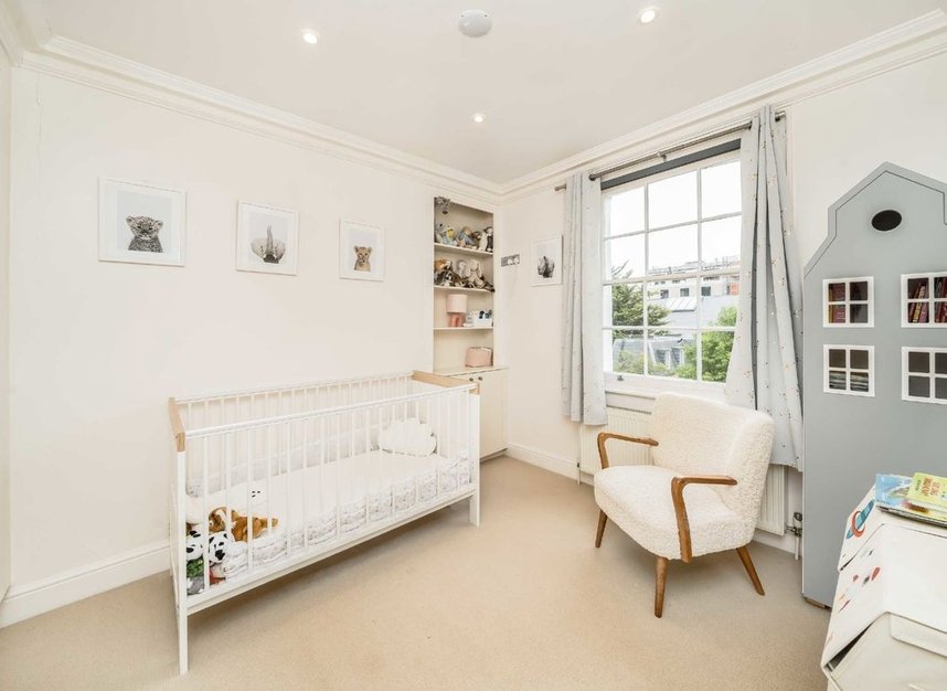 Properties let in Queens Grove - NW8 6EL view10