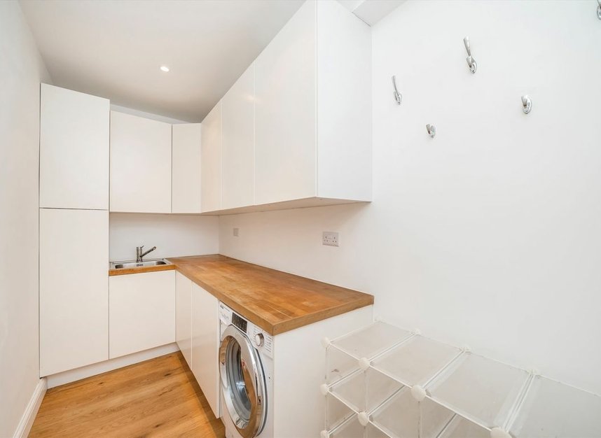 Properties let in Ravensbourne Road - TW1 2DH view4