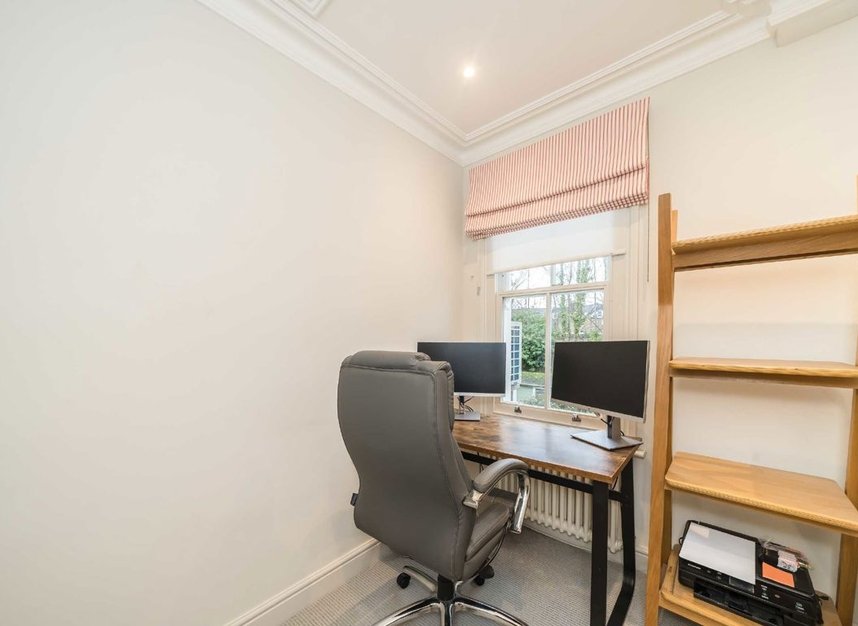 Properties let in Ravenslea Road - SW12 8RT view6