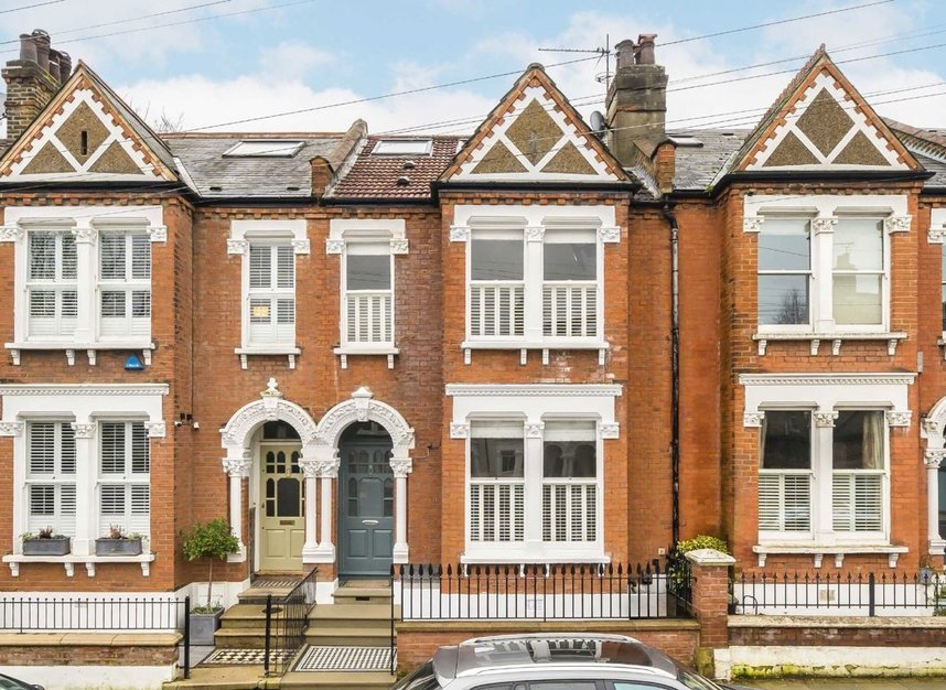 Properties to let in Ravenslea Road - SW12 8RT view1