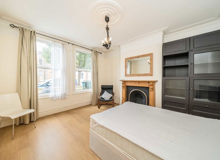 Properties to let in Ravenslea Road - SW12 8RT view5