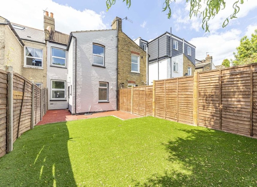 Properties let in Rectory Lane - SW17 9PY view7