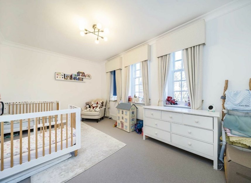 Properties to let in Redcliffe Gardens - W4 3RG view6