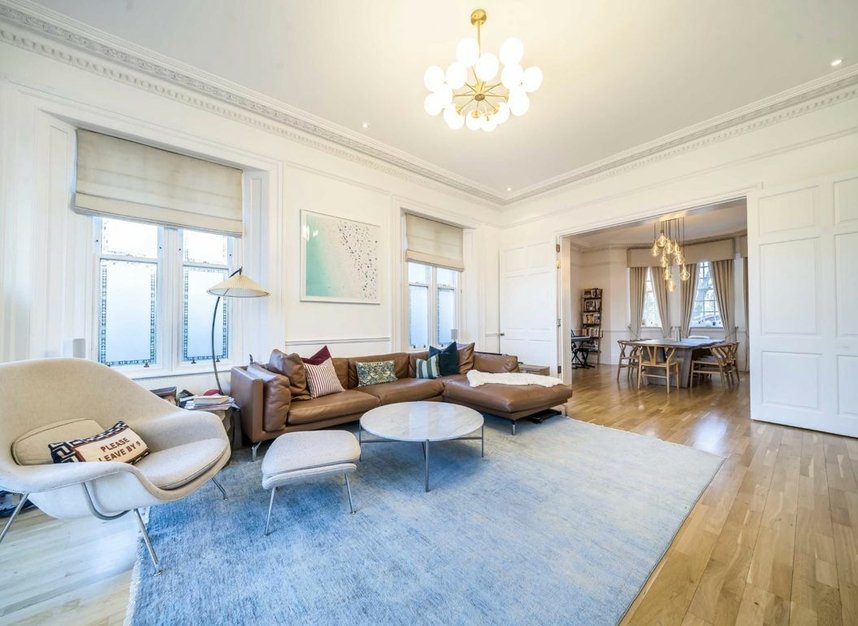 Properties to let in Redcliffe Gardens - W4 3RG view2