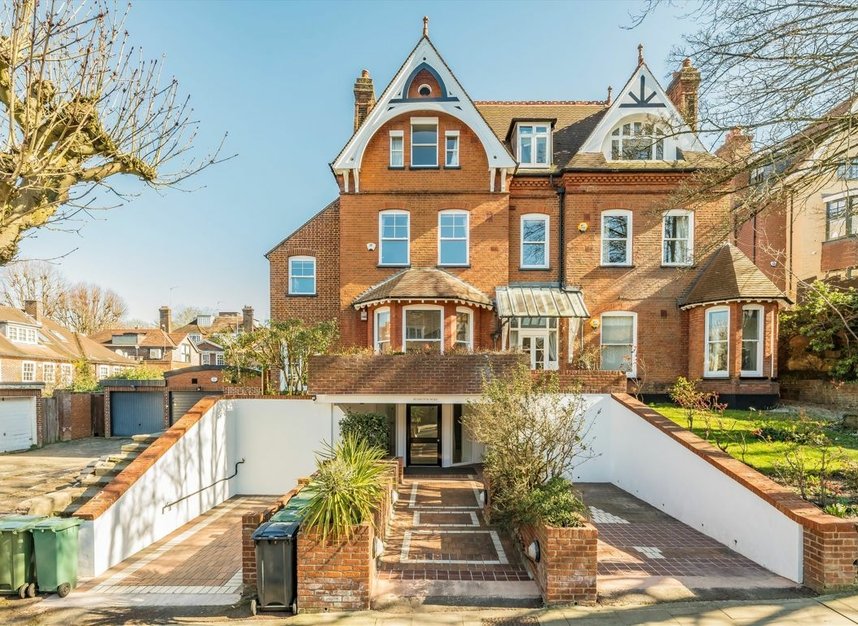 Properties let in Redington Road - NW3 7RB view1