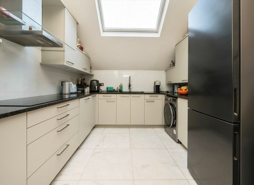 Properties let in Redington Road - NW3 7RB view5