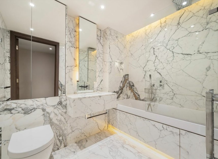 Properties let in Regatta Lane - W6 9BF view8