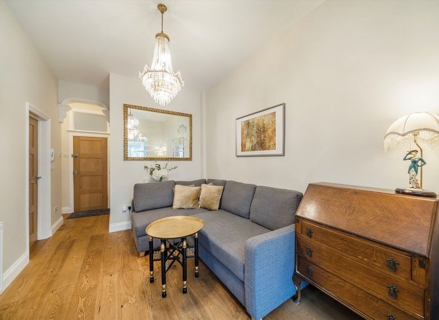Properties to let in Ribblesdale Road - SW16 6SF view3