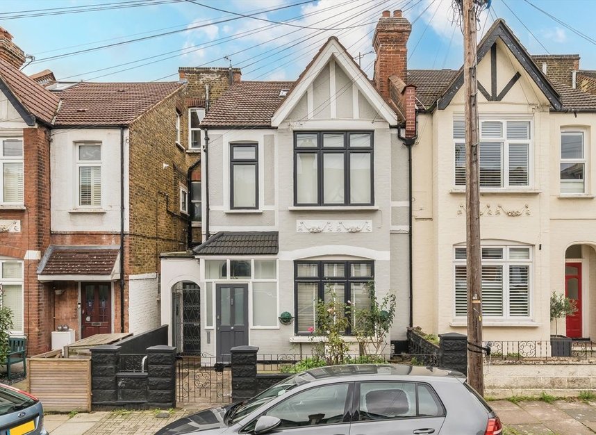 Properties to let in Ribblesdale Road - SW16 6SF view4