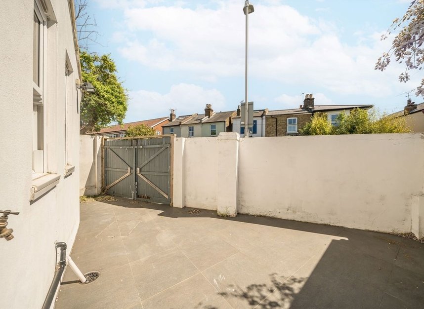 Properties let in Richmond Park Road - KT2 6AJ view8