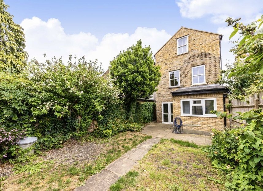 Properties to let in Richmond Park Road - KT2 6AG view9