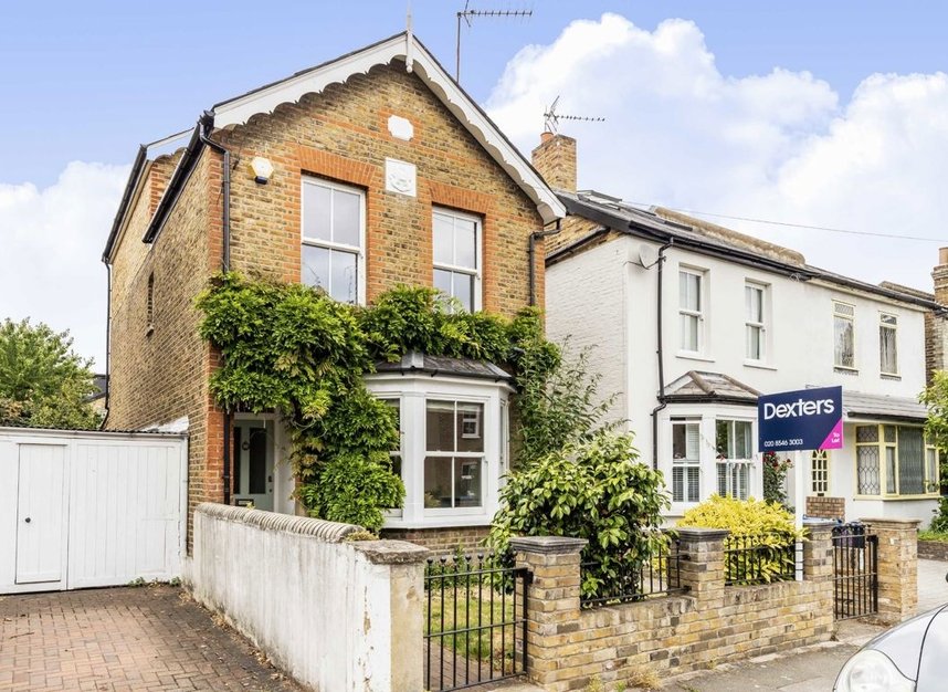 Properties to let in Richmond Park Road - KT2 6AG view1