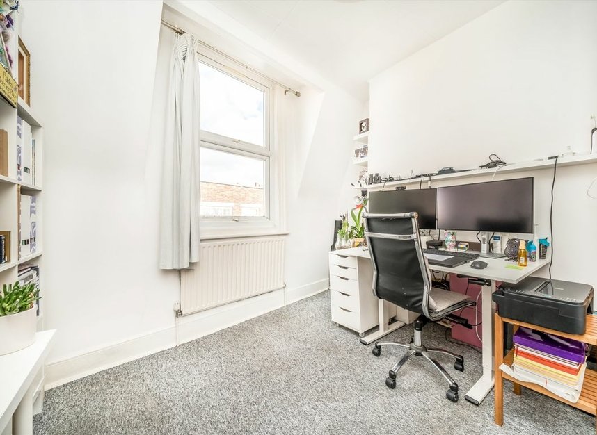 Properties let in Richmond Road - TW1 2EJ view5