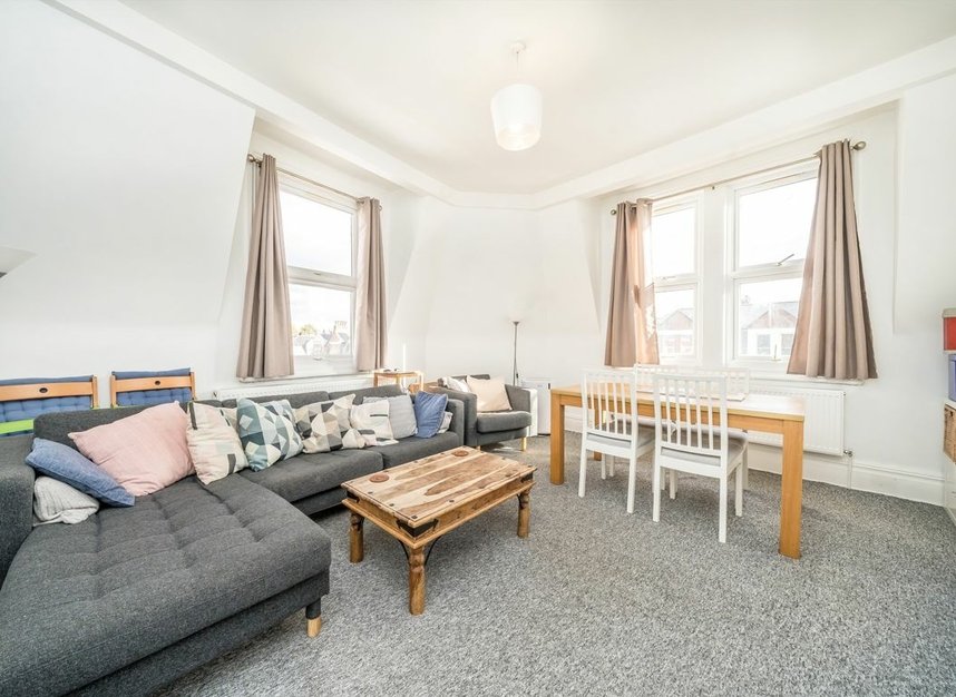 Properties let in Richmond Road - TW1 2EJ view2