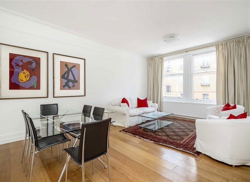 Properties to let in Ridgmount Gardens - WC1E 7AT view2