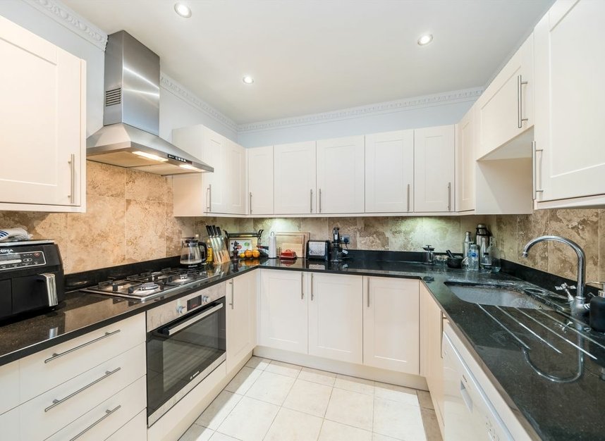 Properties let in Riverdale Road - TW1 2BS view4