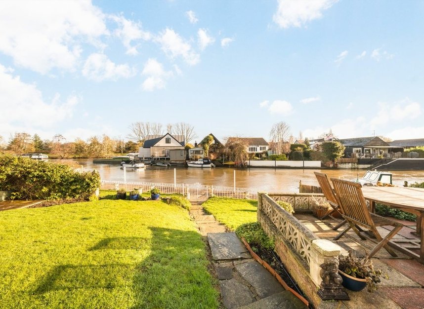 Properties let in Riversdale Road - KT7 0QN view2