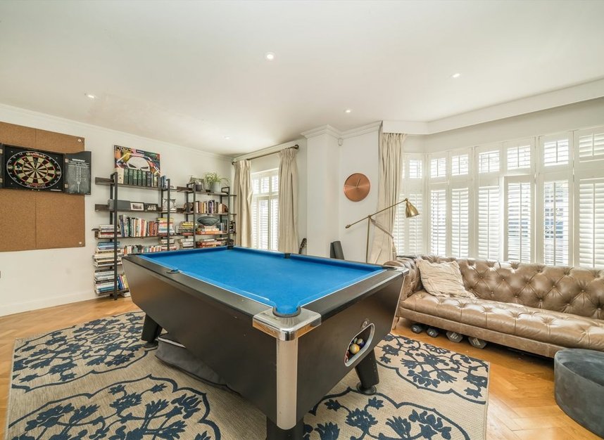 Properties let in Riverside Close - KT1 2JG view5
