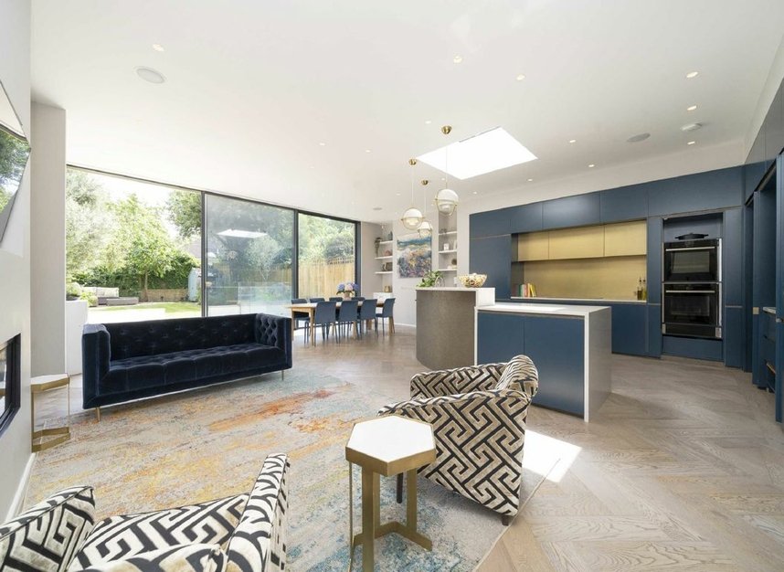 Properties let in Rodenhurst Road - SW4 8AF view2