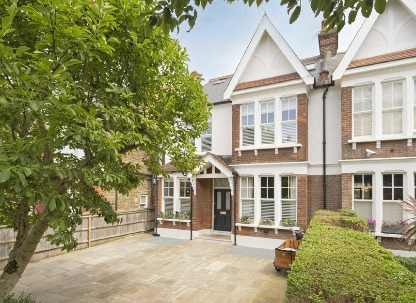 Rodenhurst Road, London, SW4