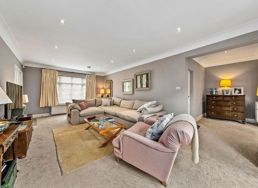 Properties to let in Roedean Crescent - SW15 5JU view2