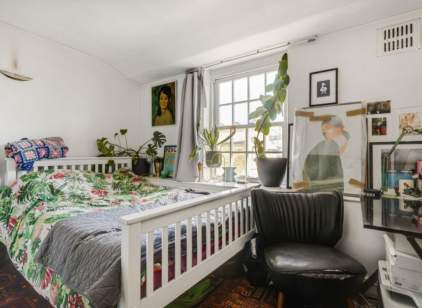 Properties let in Roland Mews - E1 3JT view3