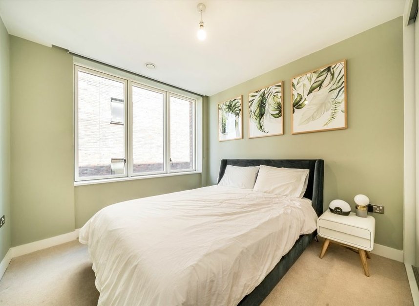 Properties let in Rookwood Way - E3 2YY view5