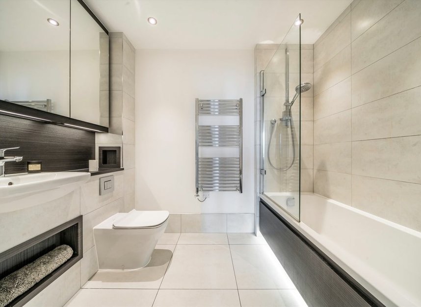 Properties let in Rookwood Way - E3 2YY view7