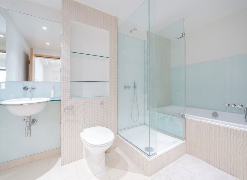 Properties let in Rose & Crown Yard - SW1Y 6RE view6