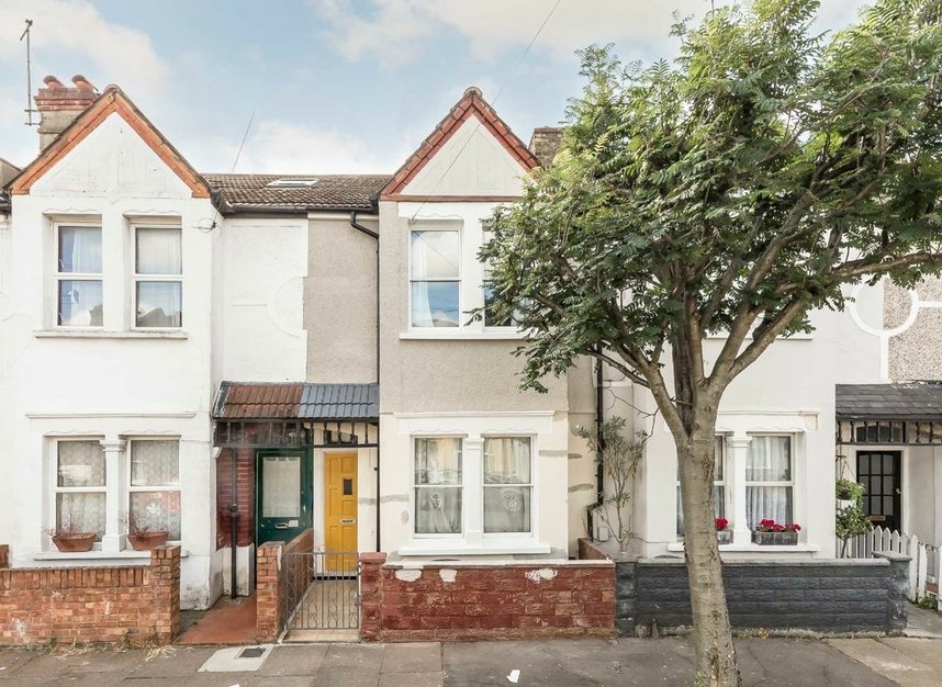 Properties let in Rostella Road - SW17 0HU view6