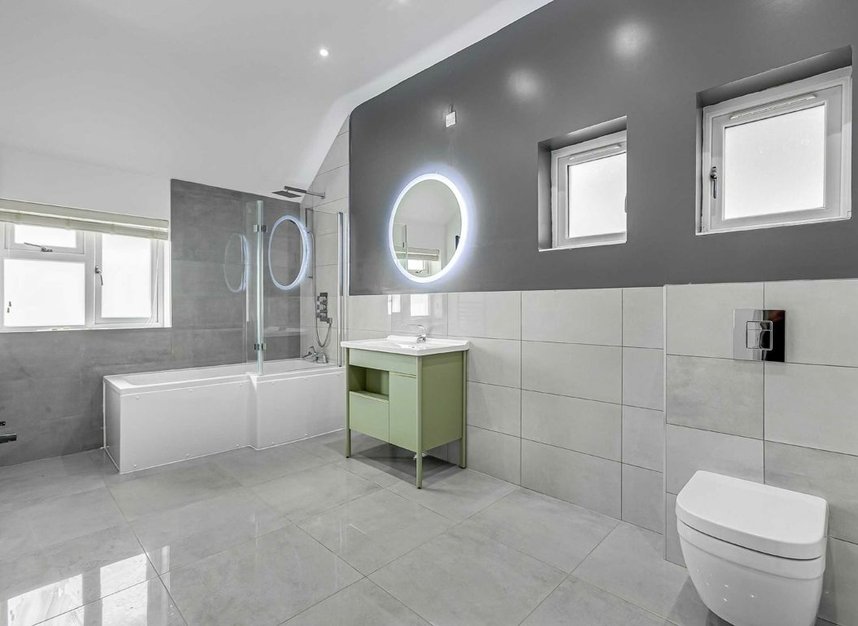 Properties to let in Rothesay Avenue - TW10 5EB view7