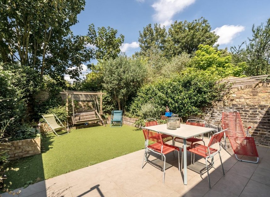 Properties to let in Rowan Road - W6 7DT view6