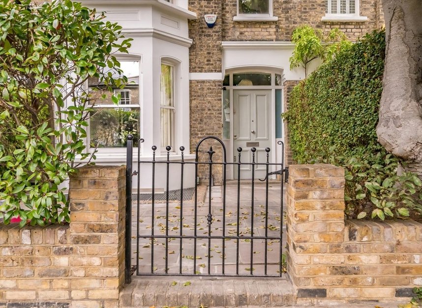 Properties to let in Rowan Road - W6 7DT view1