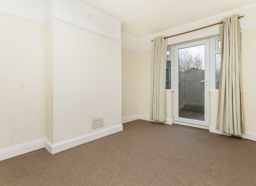 House to rent in Ruislip Road, Greenford, UB6 (Ref 229026) Dexters