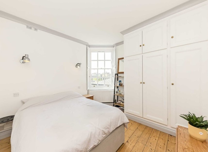 Flat to rent in Scott Ellis Gardens, London, NW8 (Ref 211327) Dexters