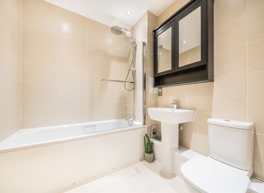 Properties to let in Selsea Place - N16 8BE view7