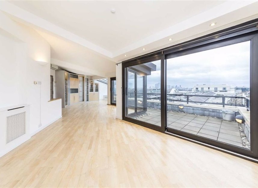 Properties to let in Shad Thames - SE1 2YA view2