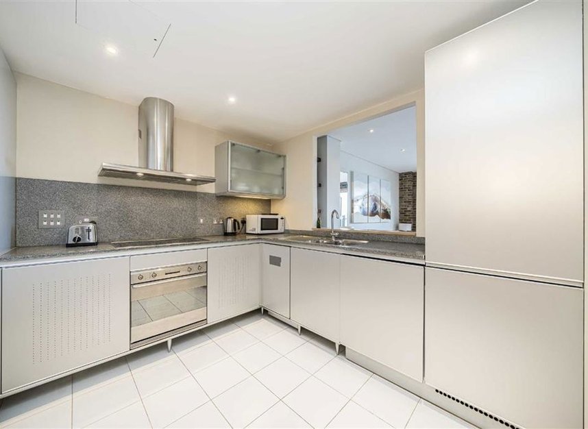 Properties to let in Shad Thames - SE1 2AS view6