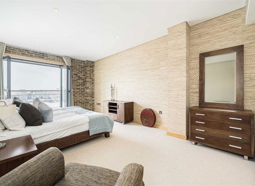 Properties to let in Shad Thames - SE1 2AS view4