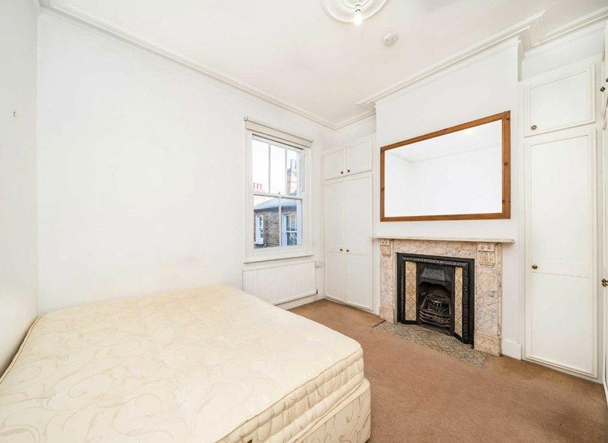 Properties let in Shandon Road - SW4 9HT view4