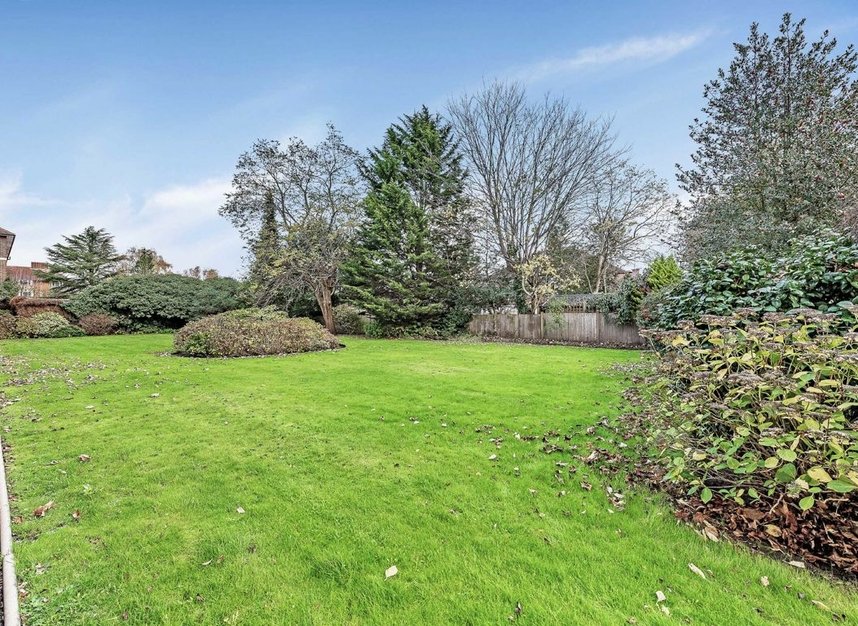 Properties to let in Sheen Court - TW10 5DQ view6