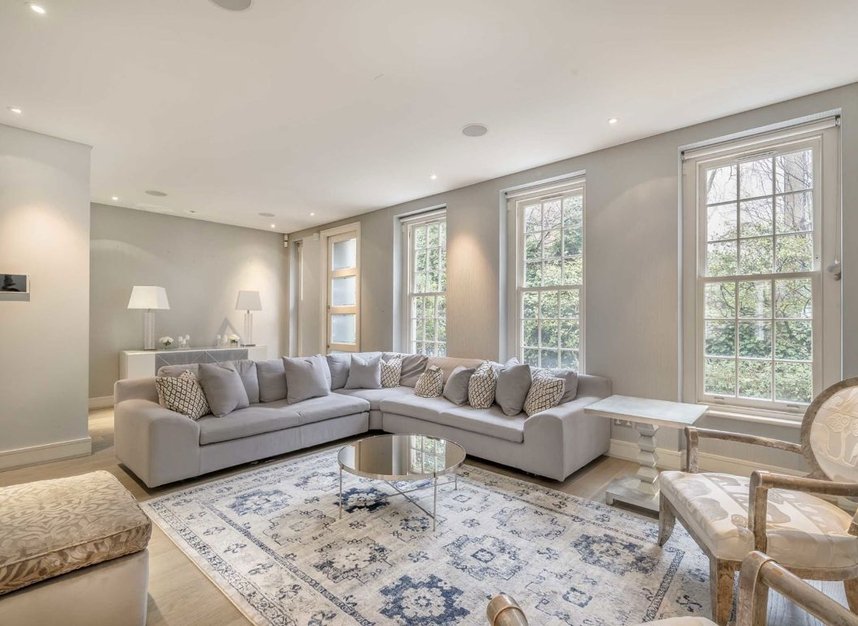 Properties to let in Shepherds Close - W1K 6EA view3