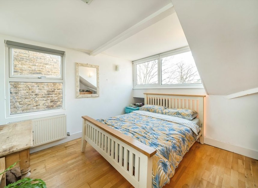 Properties let in Shrubbery Road - SW16 2AT view4