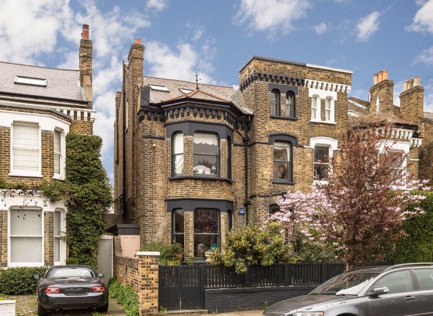 Clapham High Street Estate Agents Letting Agents in Clapham High Street Dexters