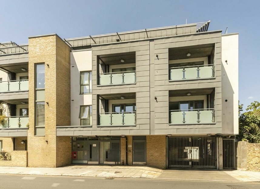 Properties let in Sidney Road - SW9 0FE view1